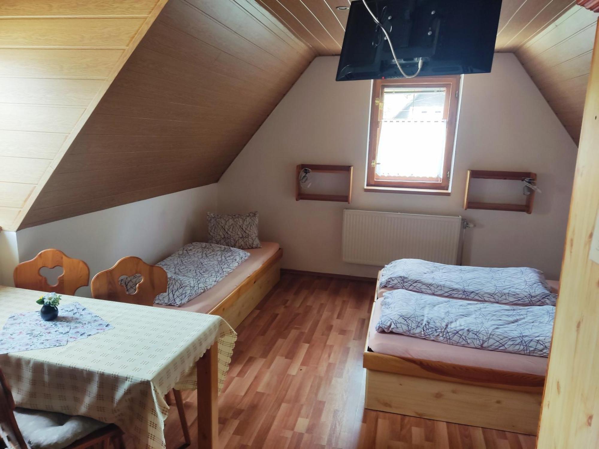 Penzion Leštiny Bagian luar foto
