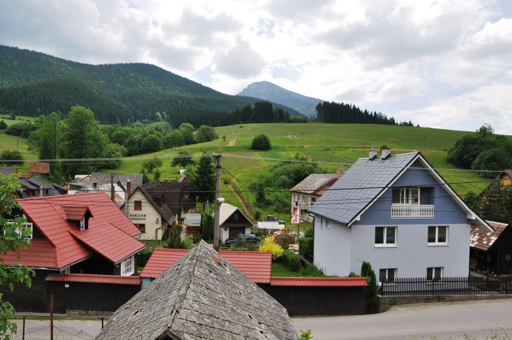 Penzion Leštiny Bagian luar foto